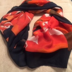Cute “foxy” scarf